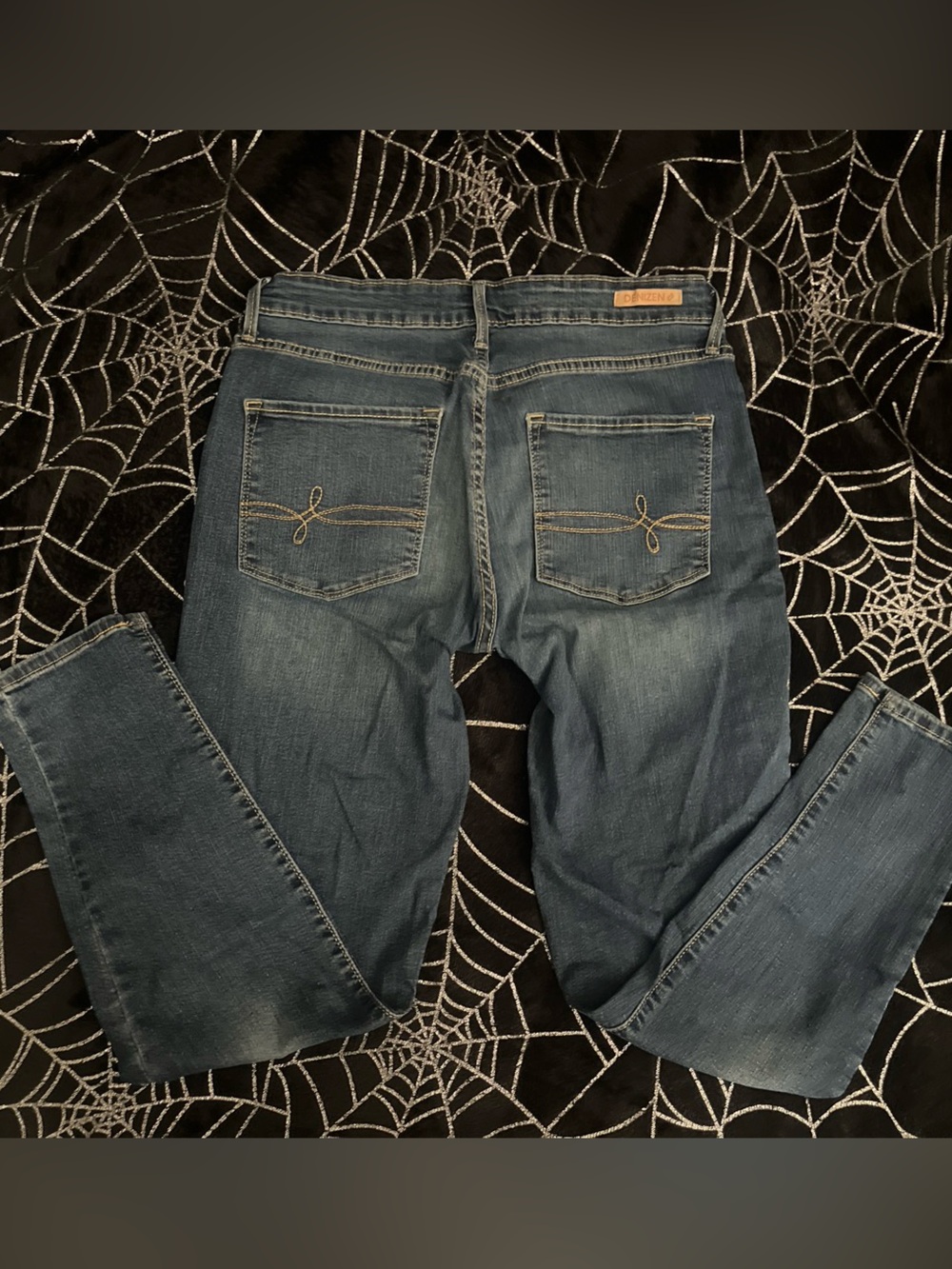 Levi’s skinny jeans mid rise 29x30
